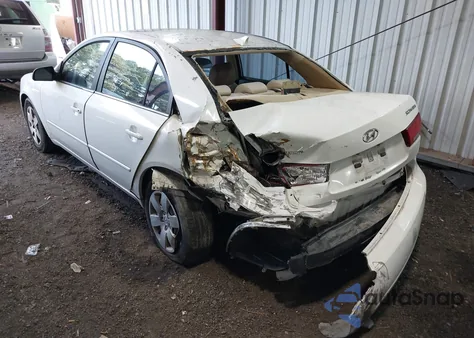 2009 Hyundai Sonata Gls z USA, uszkodzony, nr VIN 5NPET46C39H462204